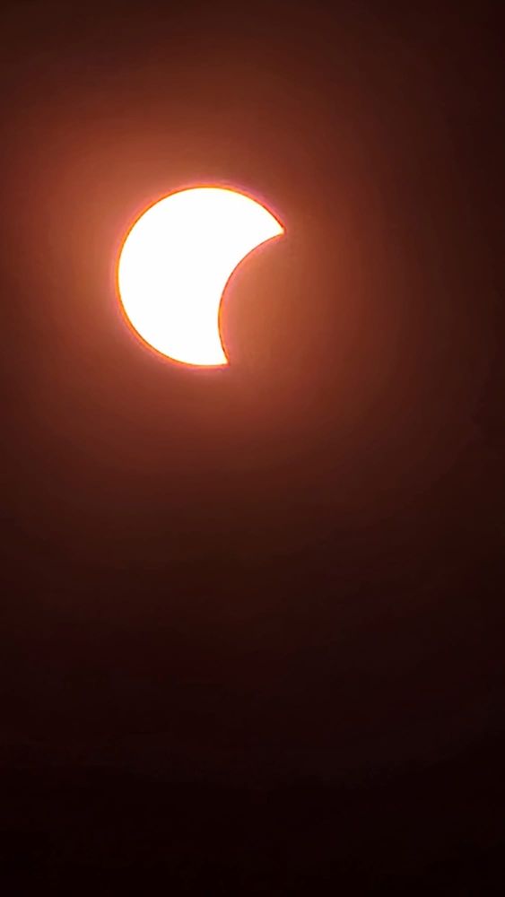 Zonsverduistering aan de molen